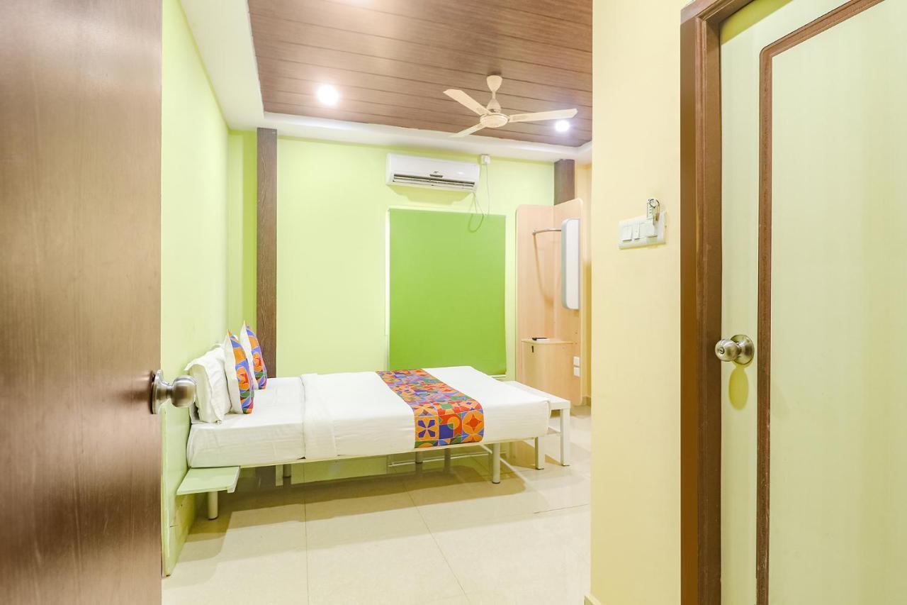 Fabexpress Airport Stay Inn - Nr Hyderabad International Airport, Shamshabad المظهر الخارجي الصورة